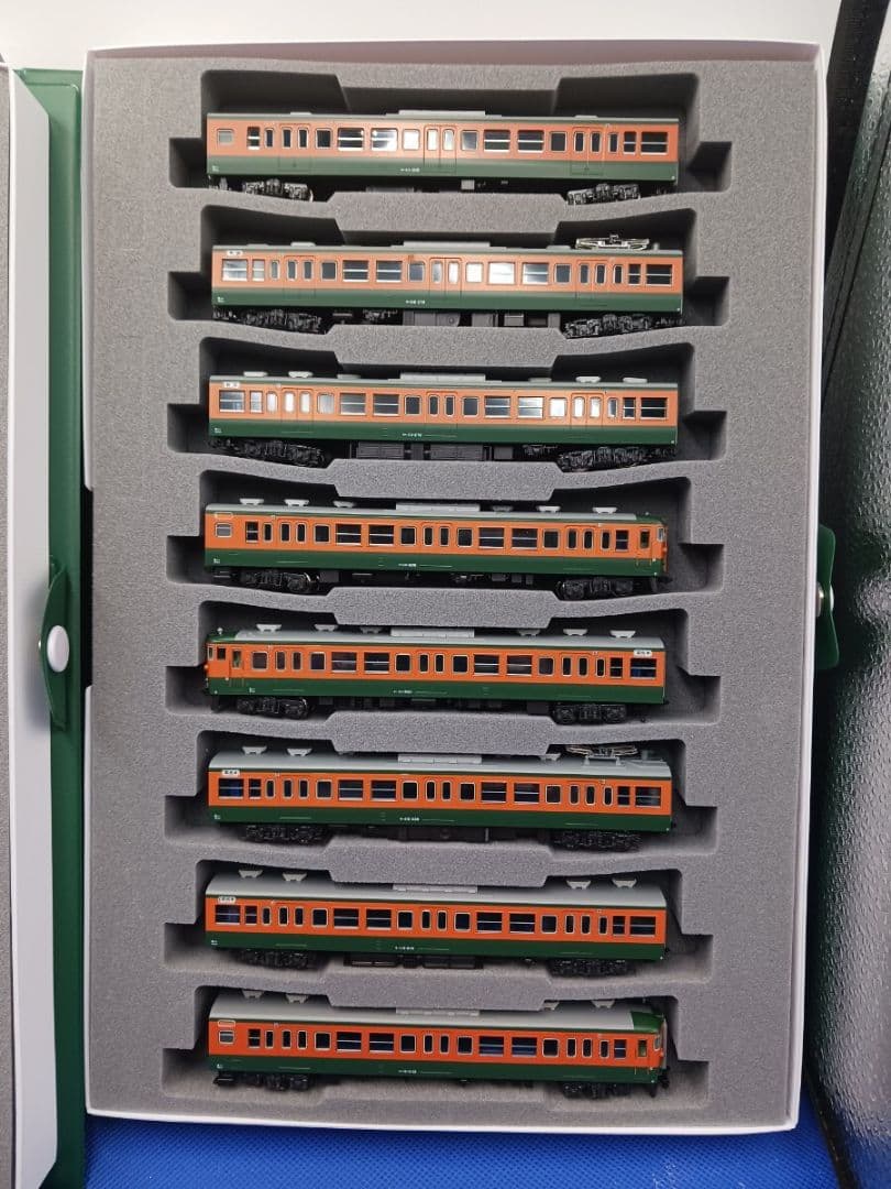 KATO10-1586 1587 1588 113系湘南色 基 増 付 15両