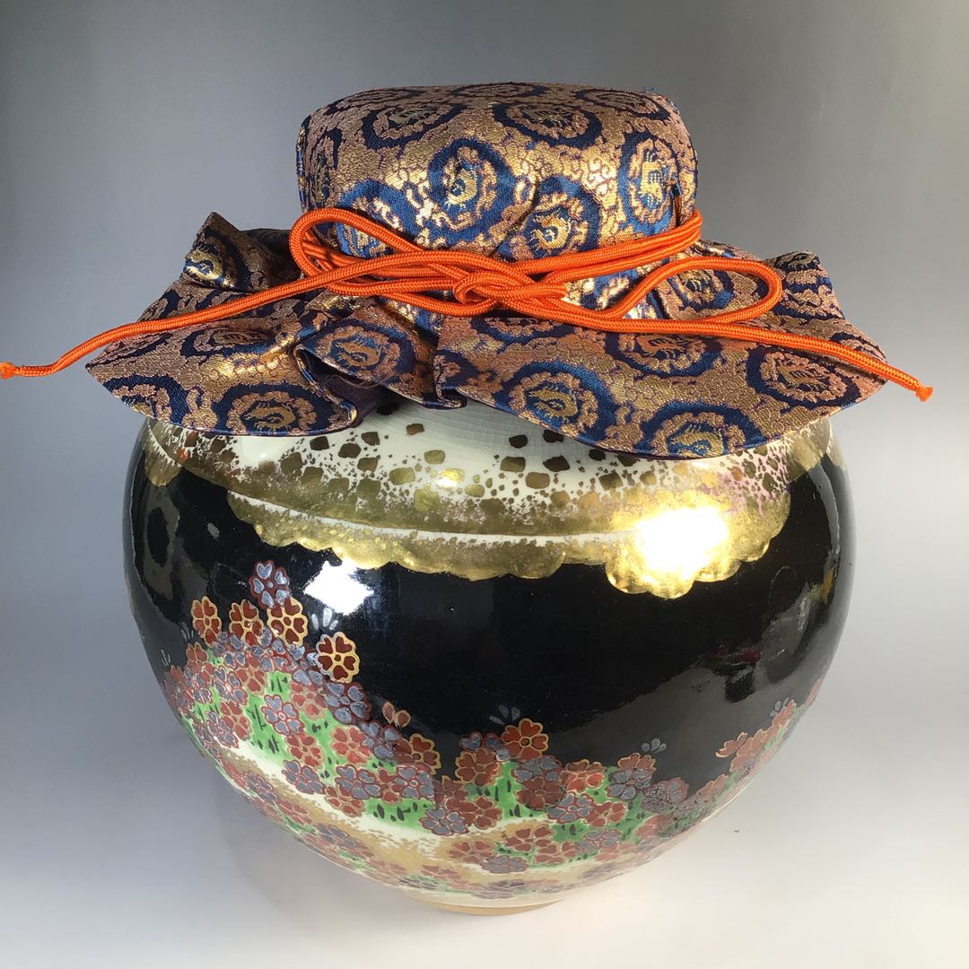 Ｍ６８６　飾壺　『城楽造』『仁清写黒地吉野山図』『茶壺』　共箱　茶道具