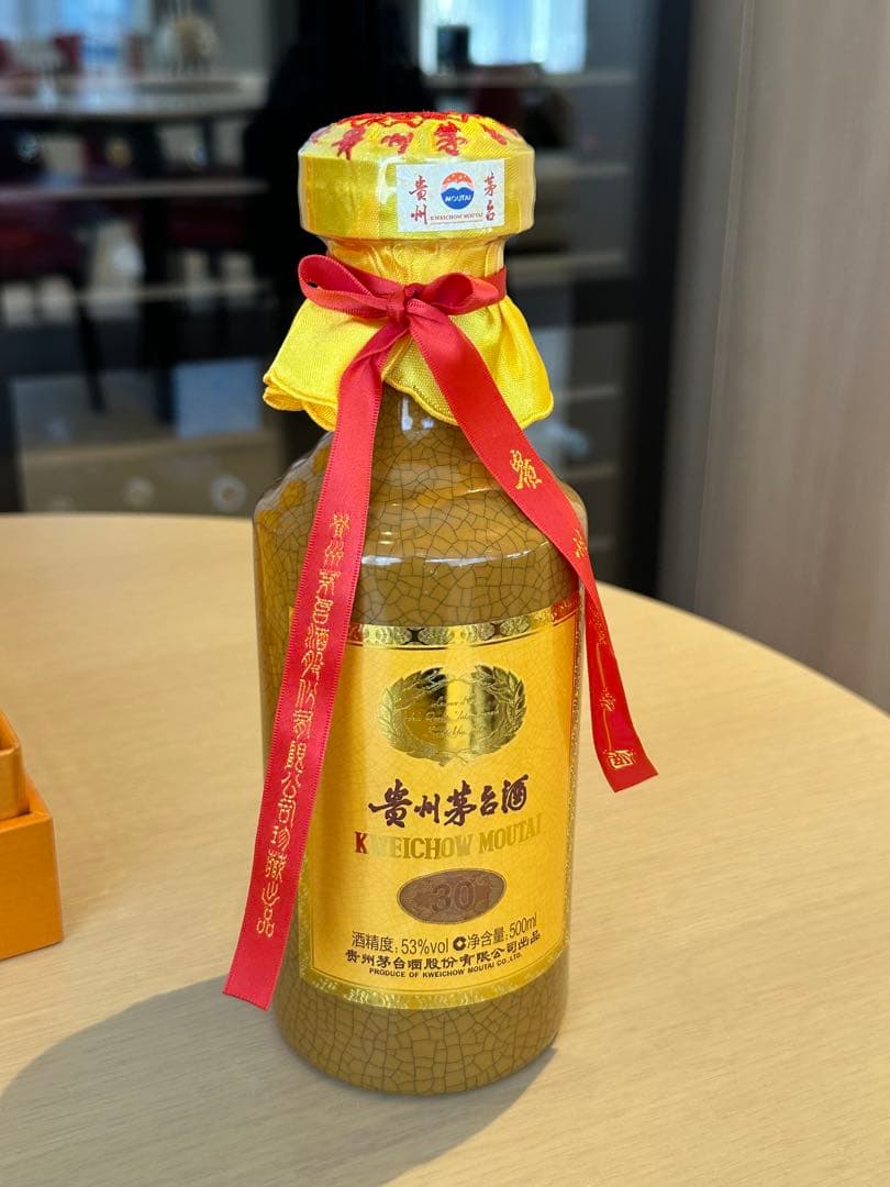 貴州茅台酒　マオタイ　30年　500ml 53% 箱、袋付き