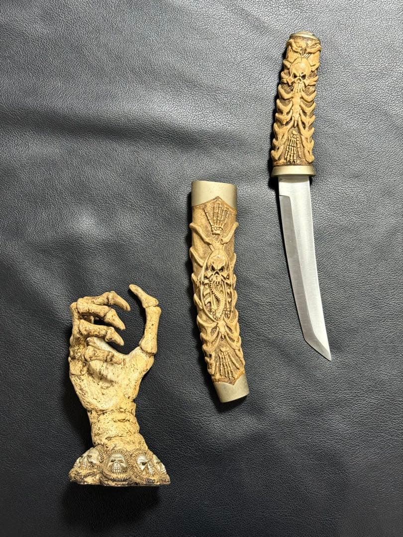 刀　かたな　剣　ナイフ　短刀　髑髏　スカル　手首受け　模造刀　模擬刀　インテリア