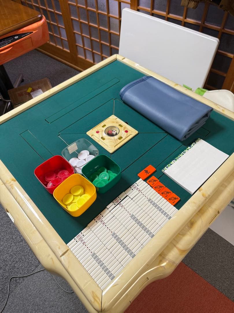 カズ　麻雀卓本体【全自動麻雀卓】美品　アモス　マーテル