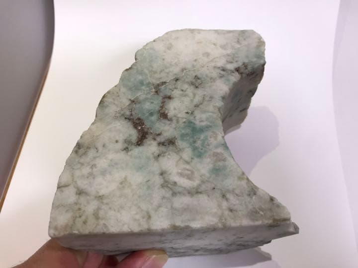 糸魚川翡翠　青翡翠　1060g