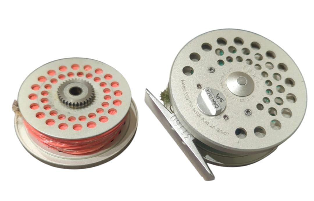 ufmウエダ CANTATA カンタータ 2200 ケース スプール付