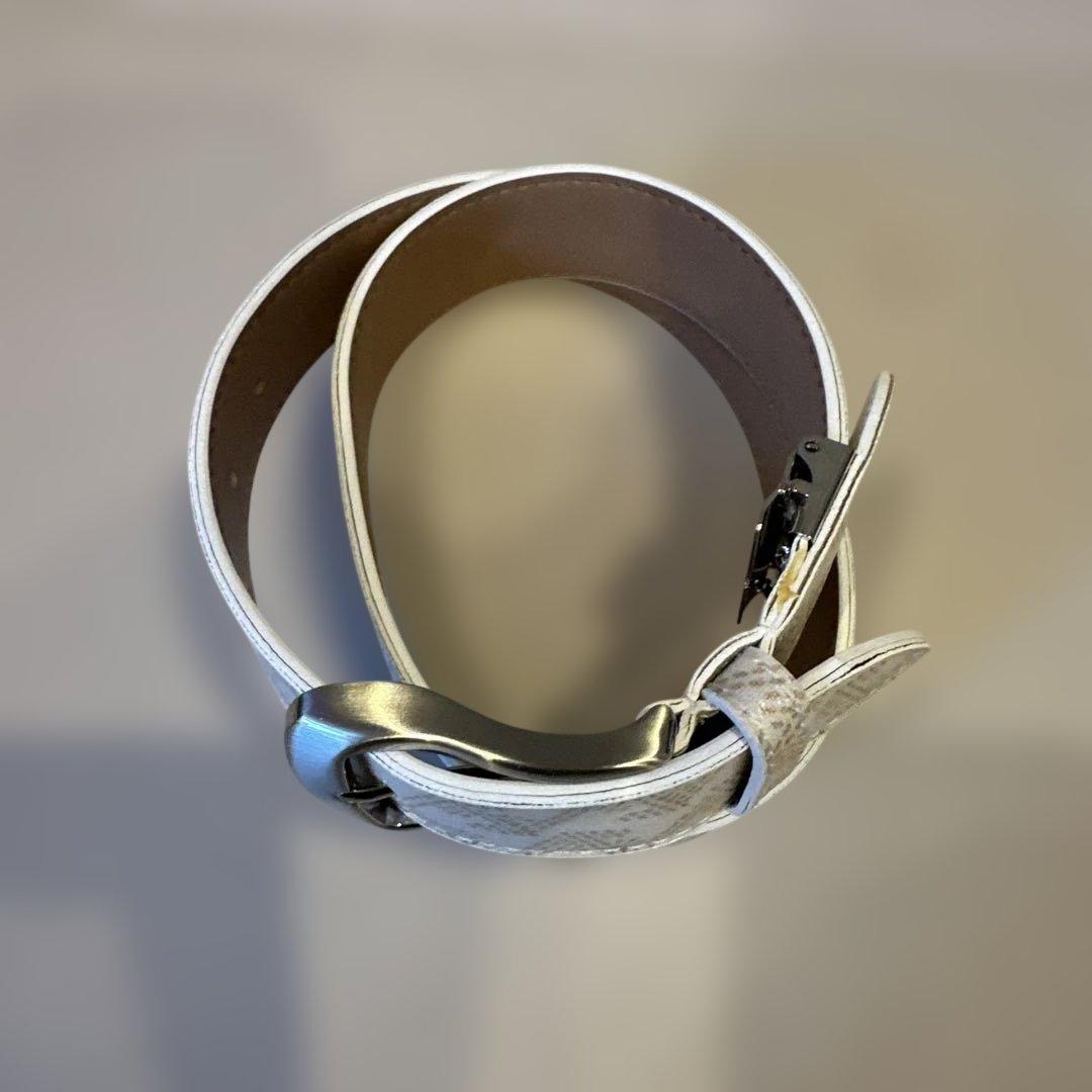 レザレクション　ベルト　ホワイト