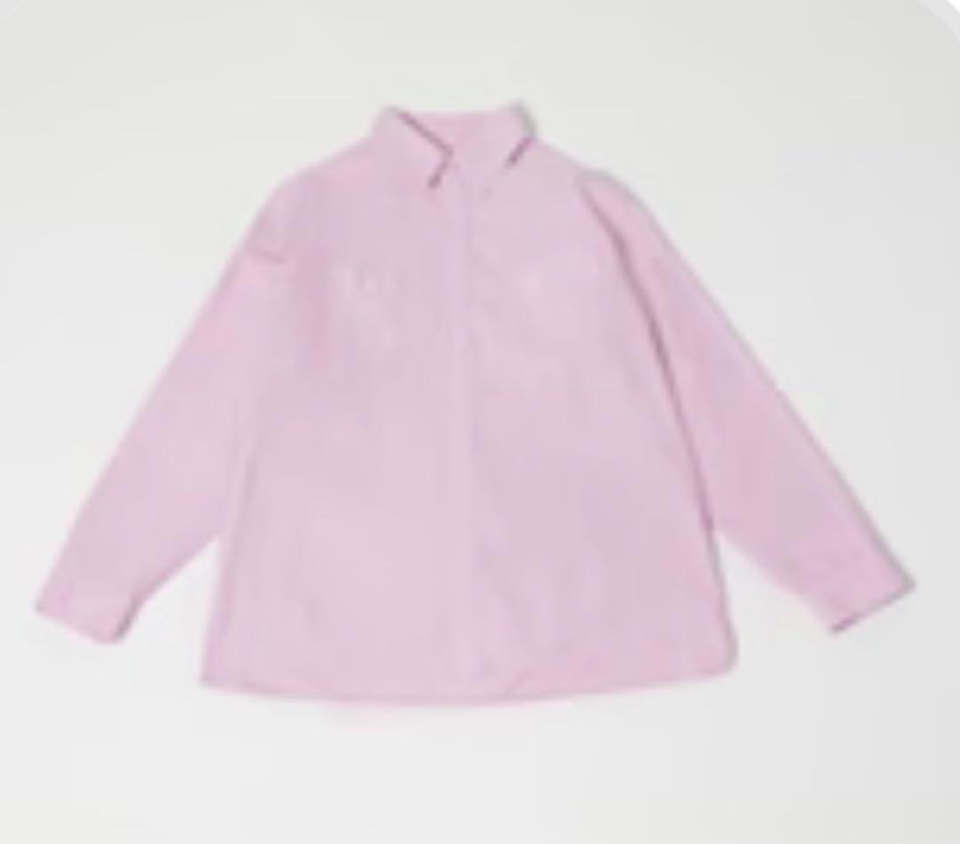 LAVANDA 宇野実彩子　ニット&バケハ&スマホケース&シャツ