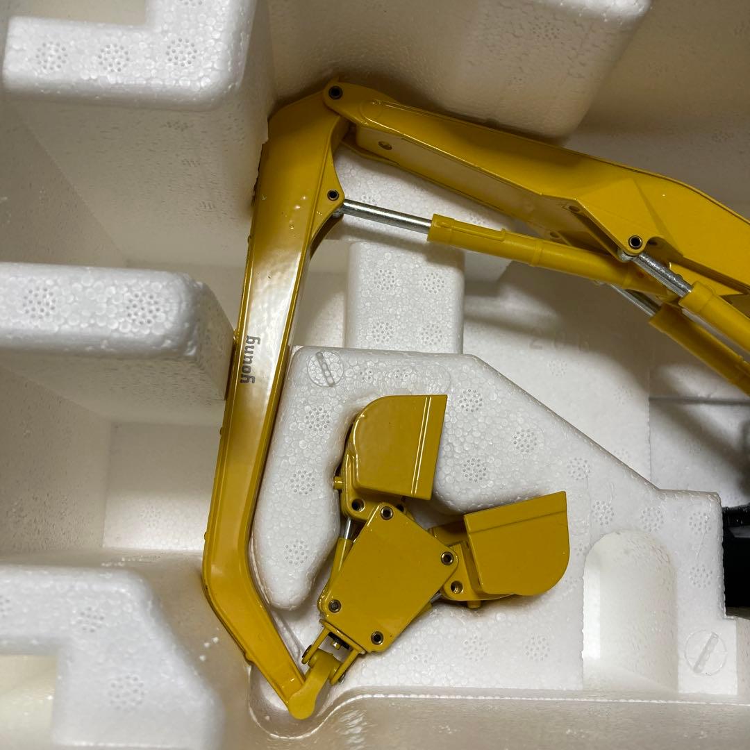 新品 コマツ 1/50 PC1100LC-6 JL206 W/2