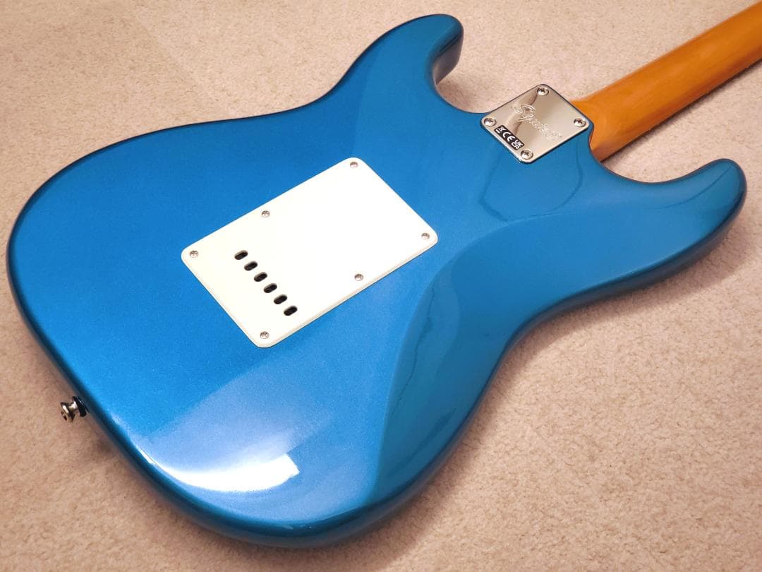 新品に近い★Classic Vibe '60s Stratocaster LPB