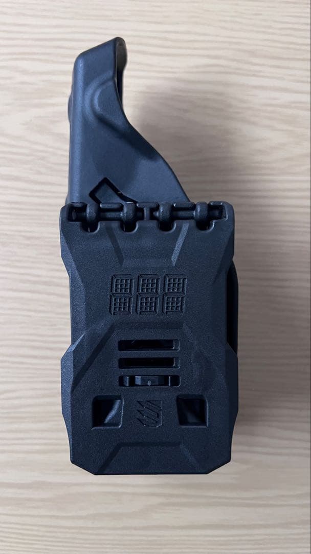 Small Monster製 TASER X26 ホルスター付き