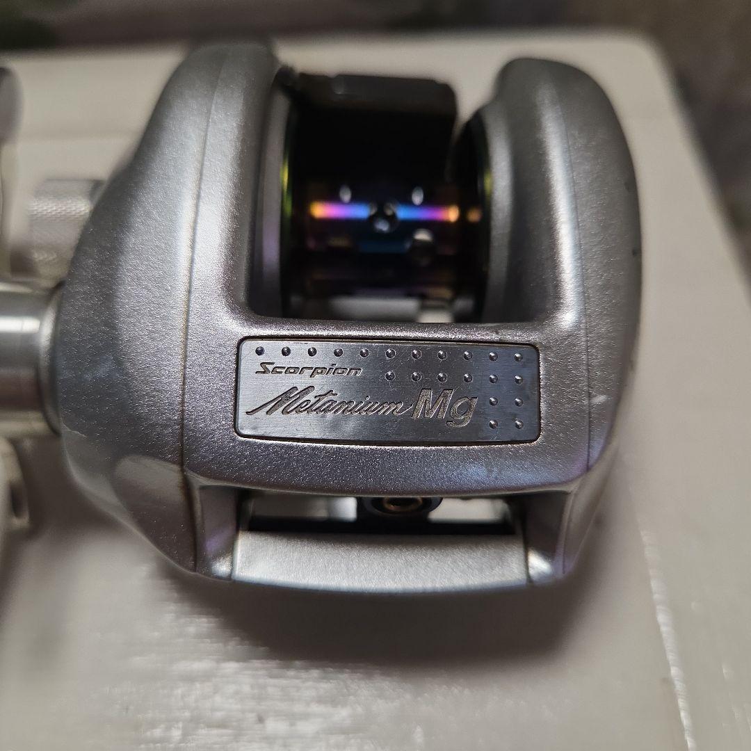 シマノ　メタニウムMg　右巻き　リール　年末セール