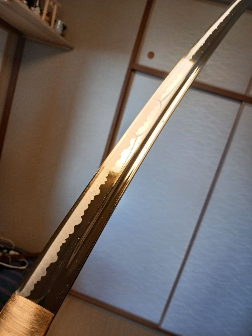 居合模造刀、本確居合者、居合女子、鑑賞、向き、本サメ本木、鍔刃渡り61cm、