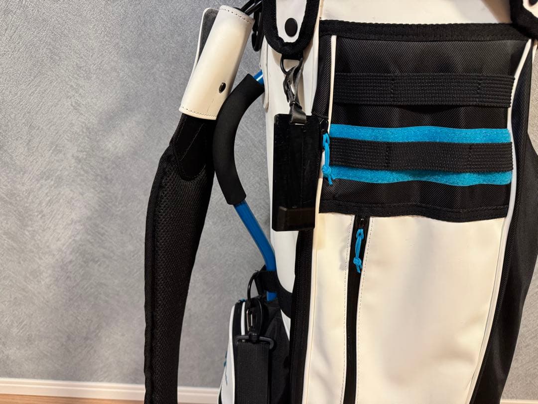 TaylorMade キャディバッグ ホワイト/ブラック