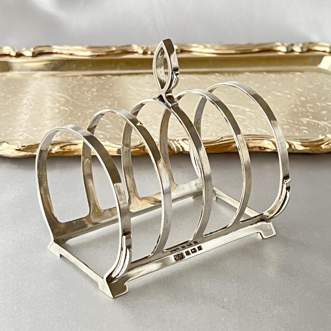 【MAPPIN & WEBB】 アール・デコのトーストラック【純銀】マッピン