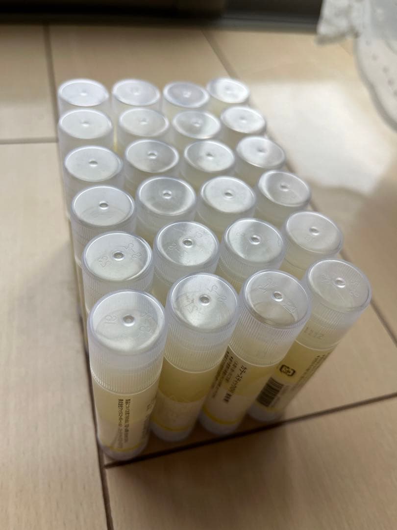 訳あり　スティックのりミニ10g（強粘着）合計24本　イエローのみ1色　イエロー