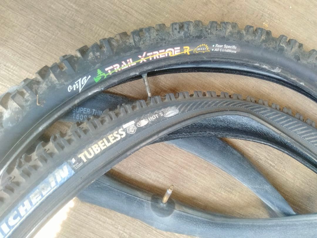 MAVIC CROSSMAXSLチューブレス　 26インチ 完組ホイール