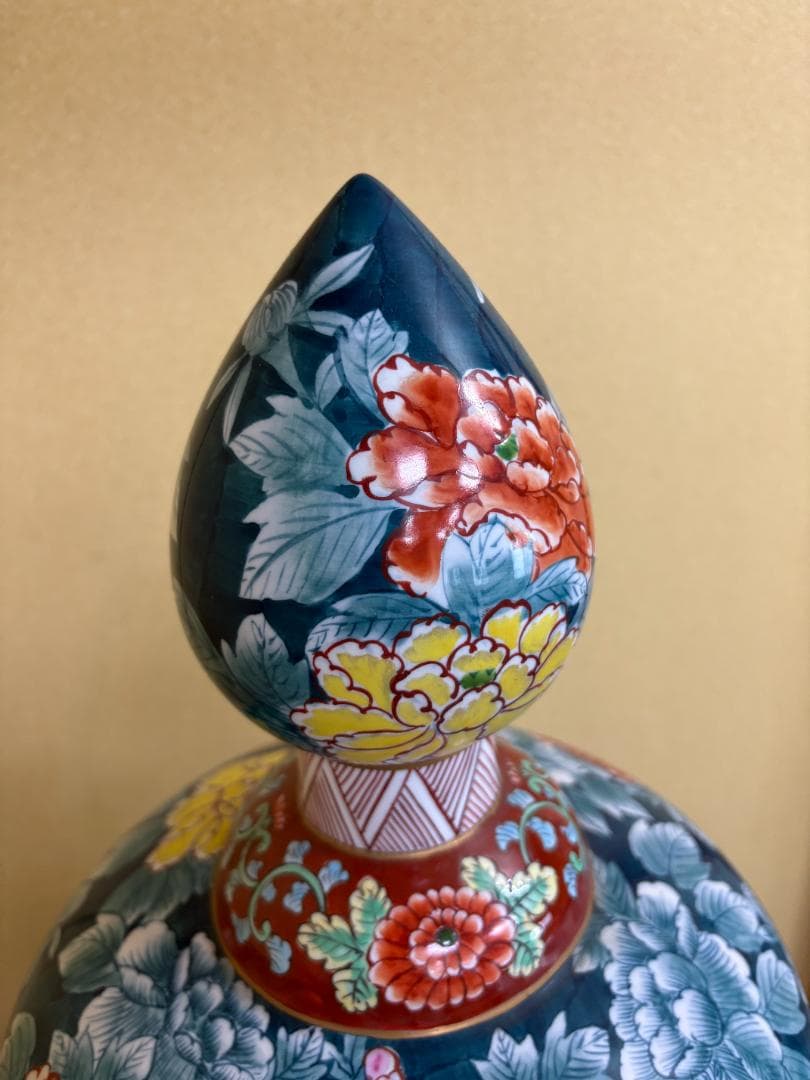 有田焼　光右衛門作　飾り壷　高さ155cm程　落款あり