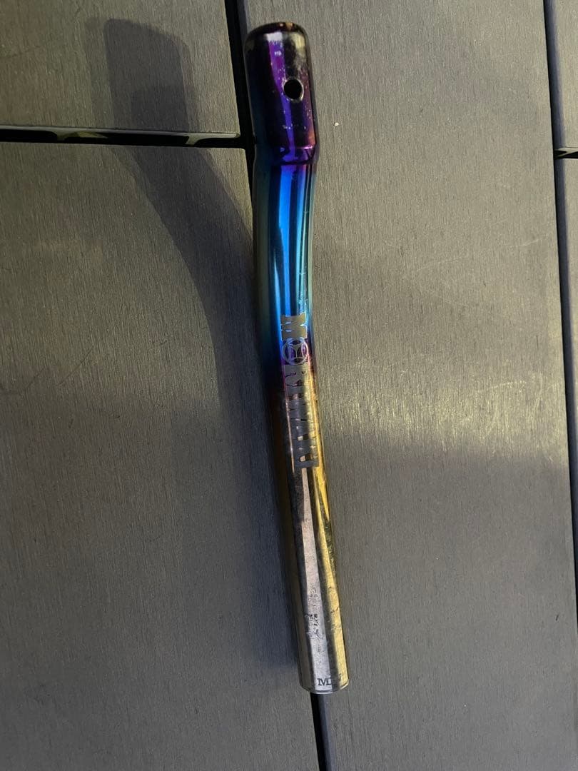 MORIWAKI シートポスト　モリワキ　ストライダー　オフセット　ランバイク