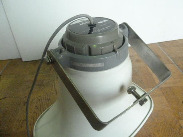 【中古】TOA 車載用 ホーンスピーカー SC-730A 30W 車載用 拡声器