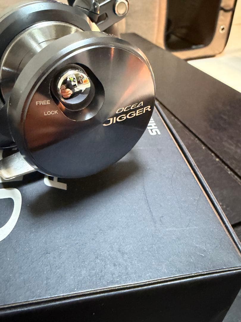 極美品シマノ　オシアジガーfカスタム　1500hg