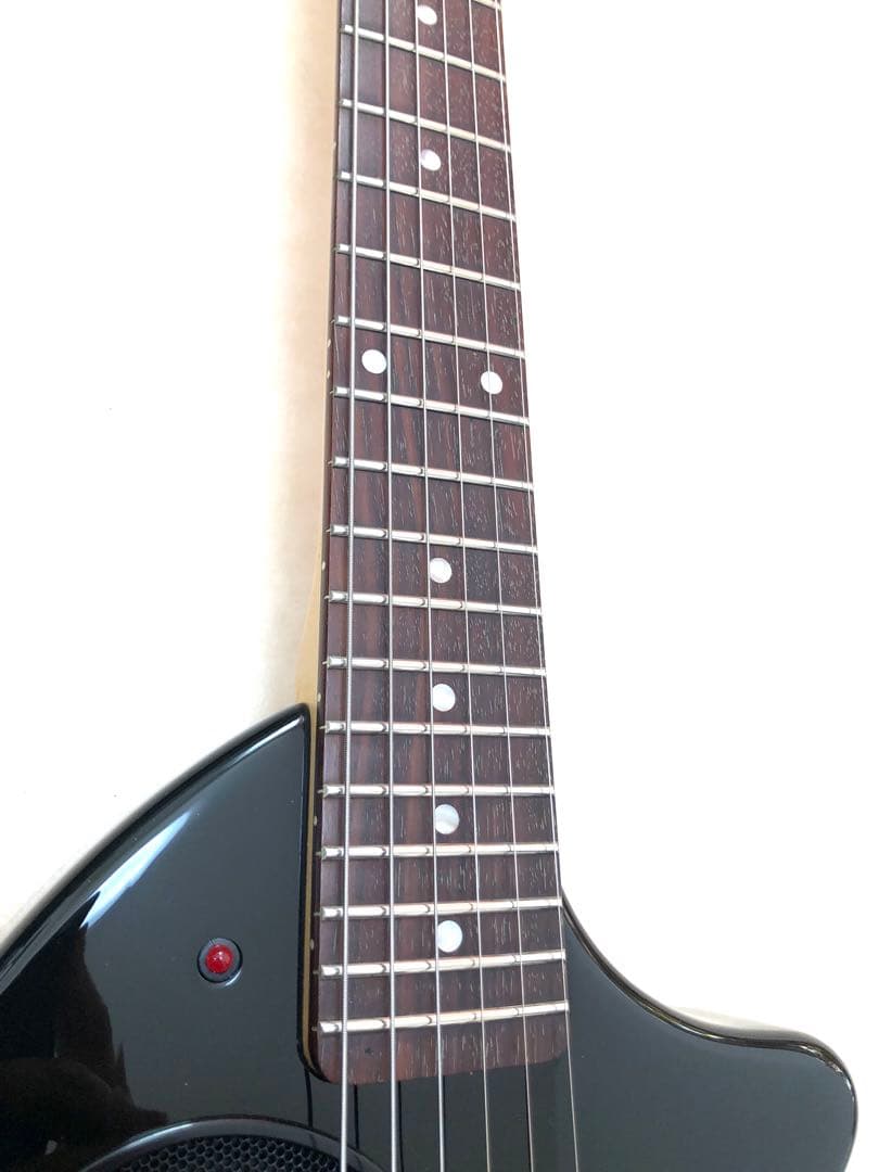 【超美品】ZO-3C ブラック アンプ内蔵ミニギター 専用ケース付き！！