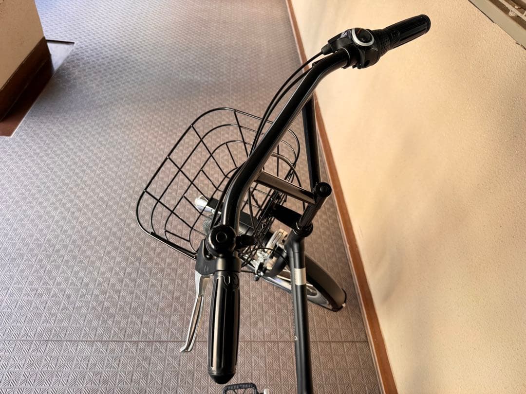 【直接引き取りのみ】ブリヂストン VEGAS 20インチ T.Xクロツヤケシ