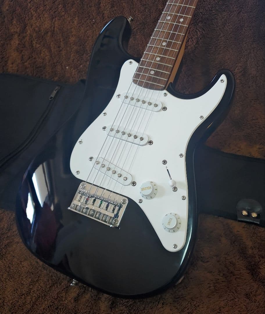 SQUIRE BY FENDER ミニ ストラトキャスター 子供 全長90cm