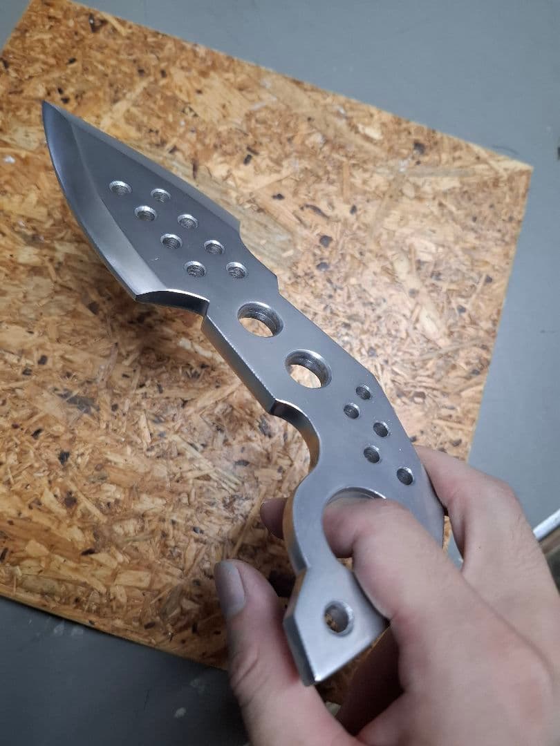 カランビット　44