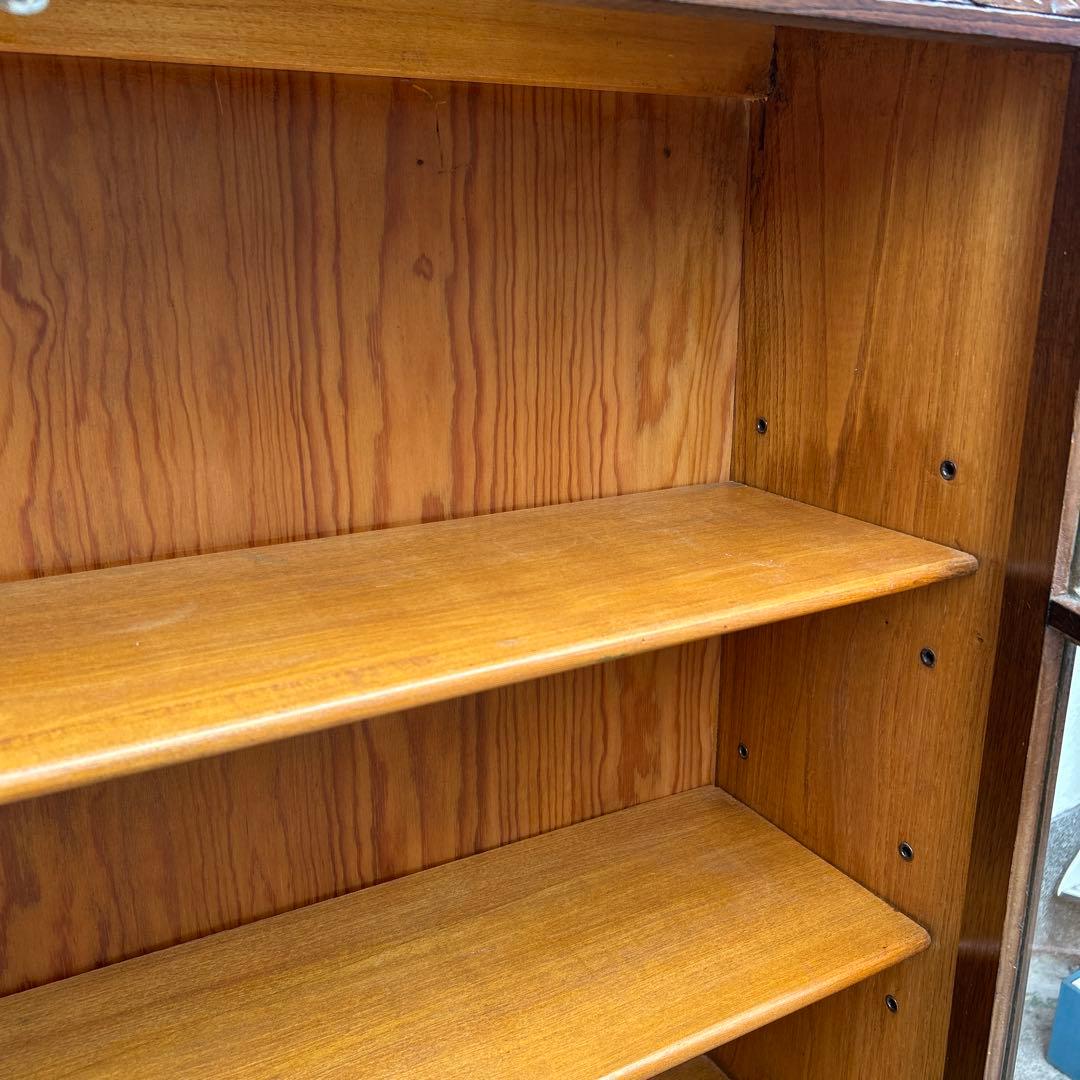 アンティーク　ヴィンテージ　家具　キャビネット　本棚　ブックケース　彫刻　木製