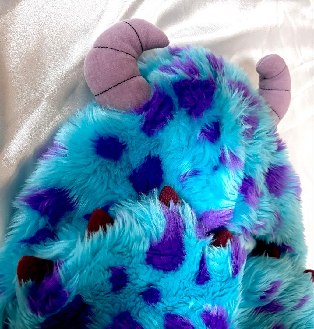 ディズニー ファンキャップ サリーマフラー手袋一体型＋レッグウォーマー 試着のみ