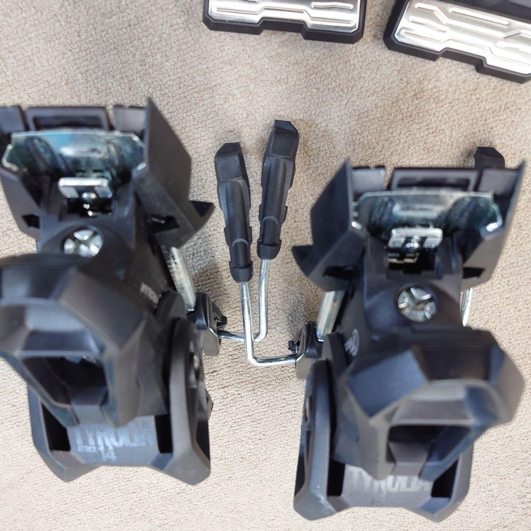 【訳あり】チロリアビンディングATTACK14 ワイドブレーキ パウダースキー用