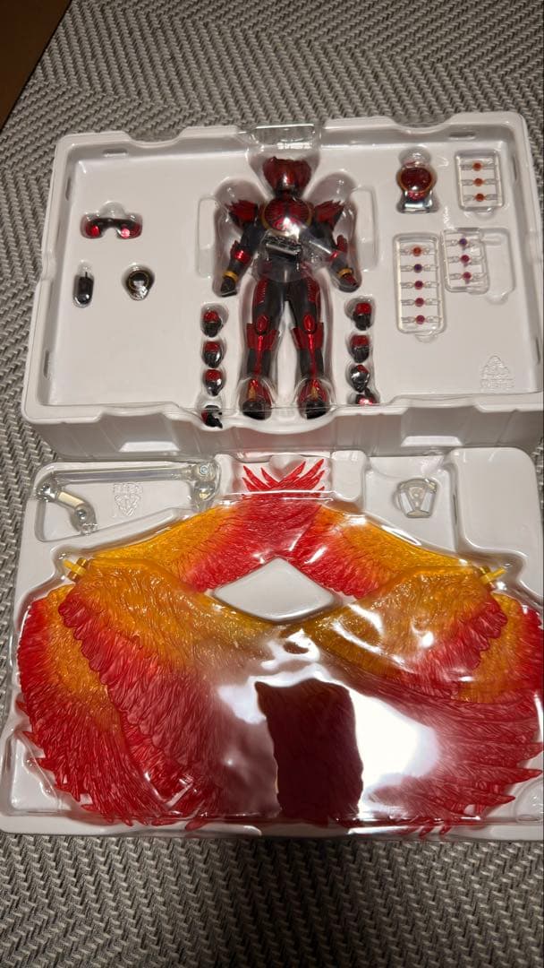 S.H.Figuarts 真骨彫製法 仮面ライダータジャドルコンボ最終回Ver.