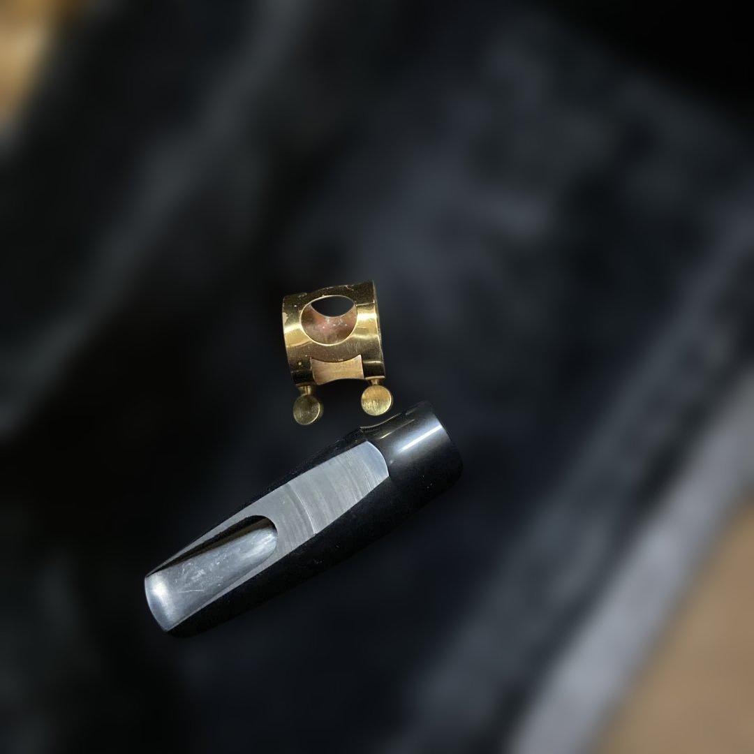 アルトサックス ゴールド ケース付き