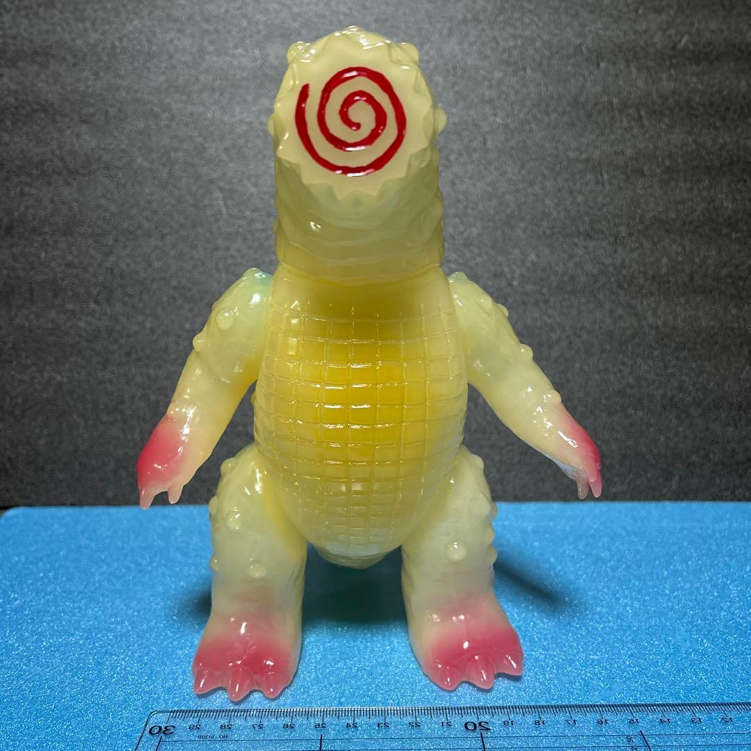 アマプロ　凶悪怪獣ナルトンソフビ