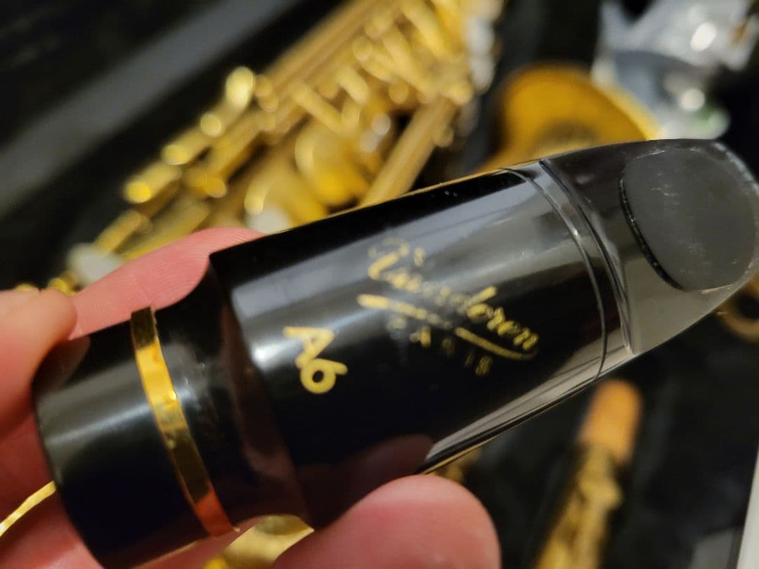 アンティグアAntigua パワーベルアルトサックス マウスピースとスタンド付き