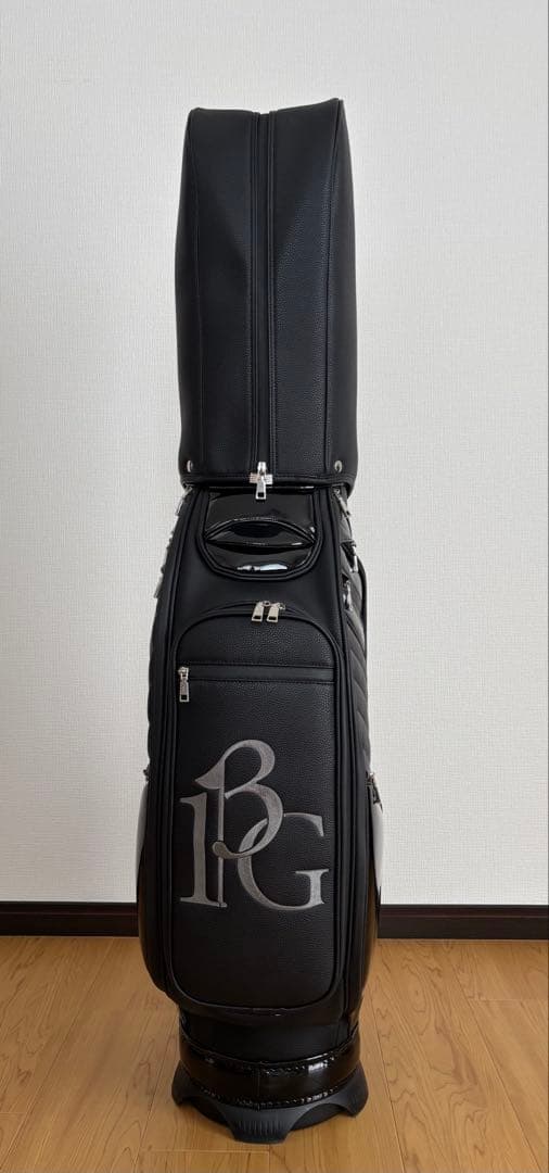 ゴルフバッグ・キャディバッグ 1PIU1UGUALE3