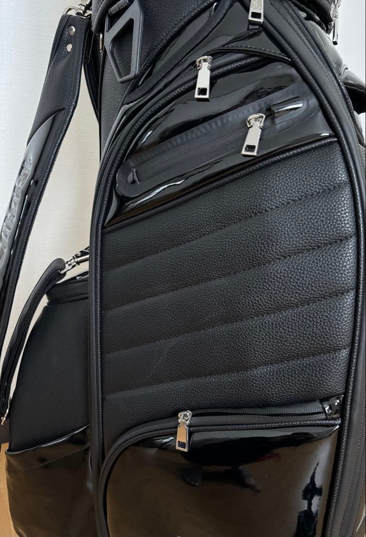 ゴルフバッグ・キャディバッグ 1PIU1UGUALE3