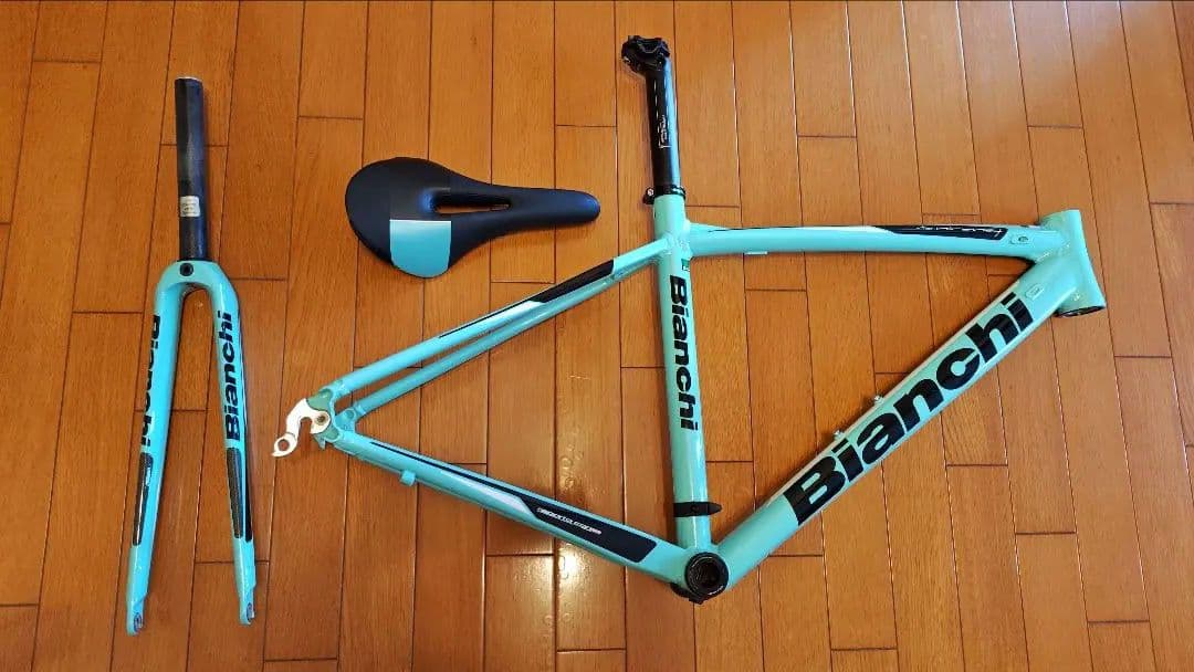 な*ん様 2020年　Bianchi via nirone7 フレーム、サドル