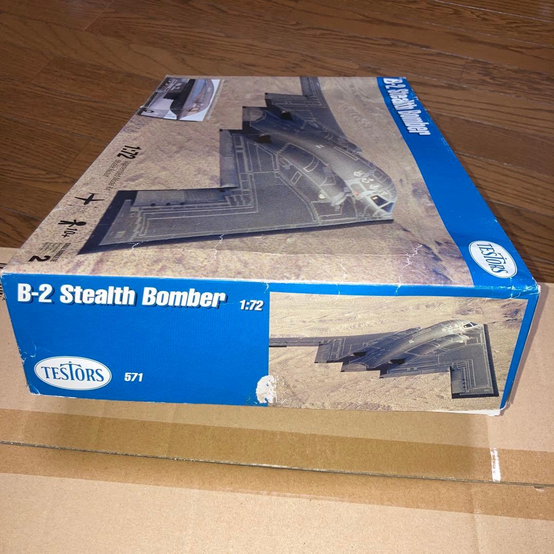 航空機・ヘリコプター B-2 Stealth Bomber 1:72 Testors
