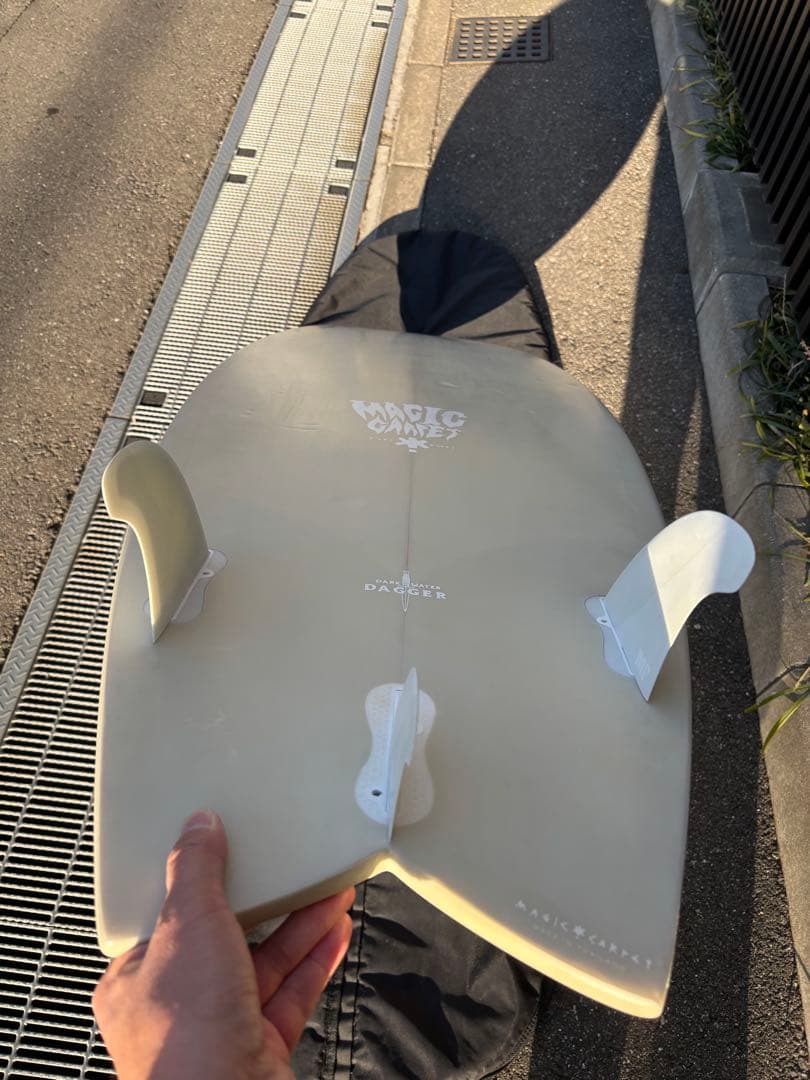 【MAGIC CARPET】DARK WATER DAGGER5’10フィン付属