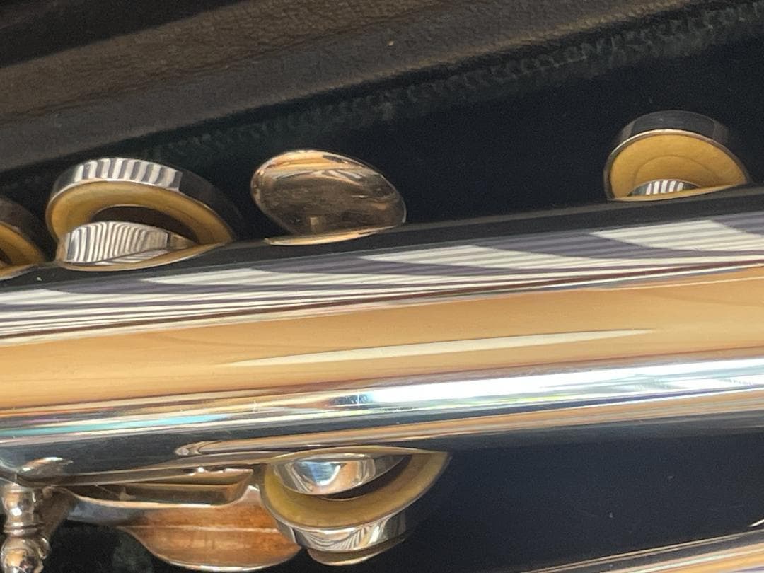 パールフルート 総銀製 “Maesta” ソルダードトーンホール ＣＣＥ