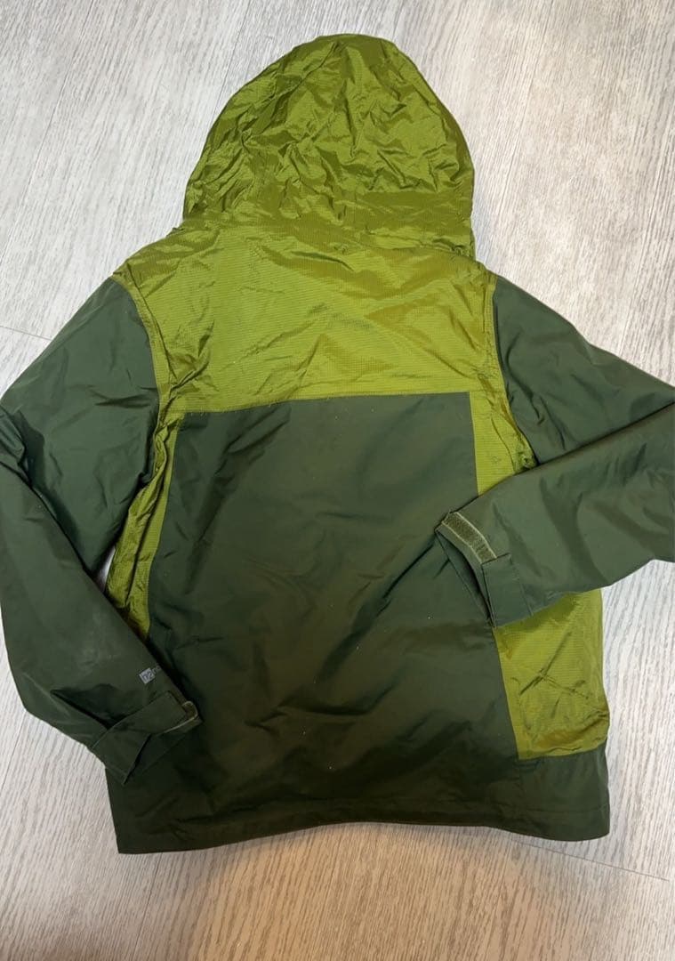 パタゴニア　スノーウェア　キッズ　130センチ　サイズS