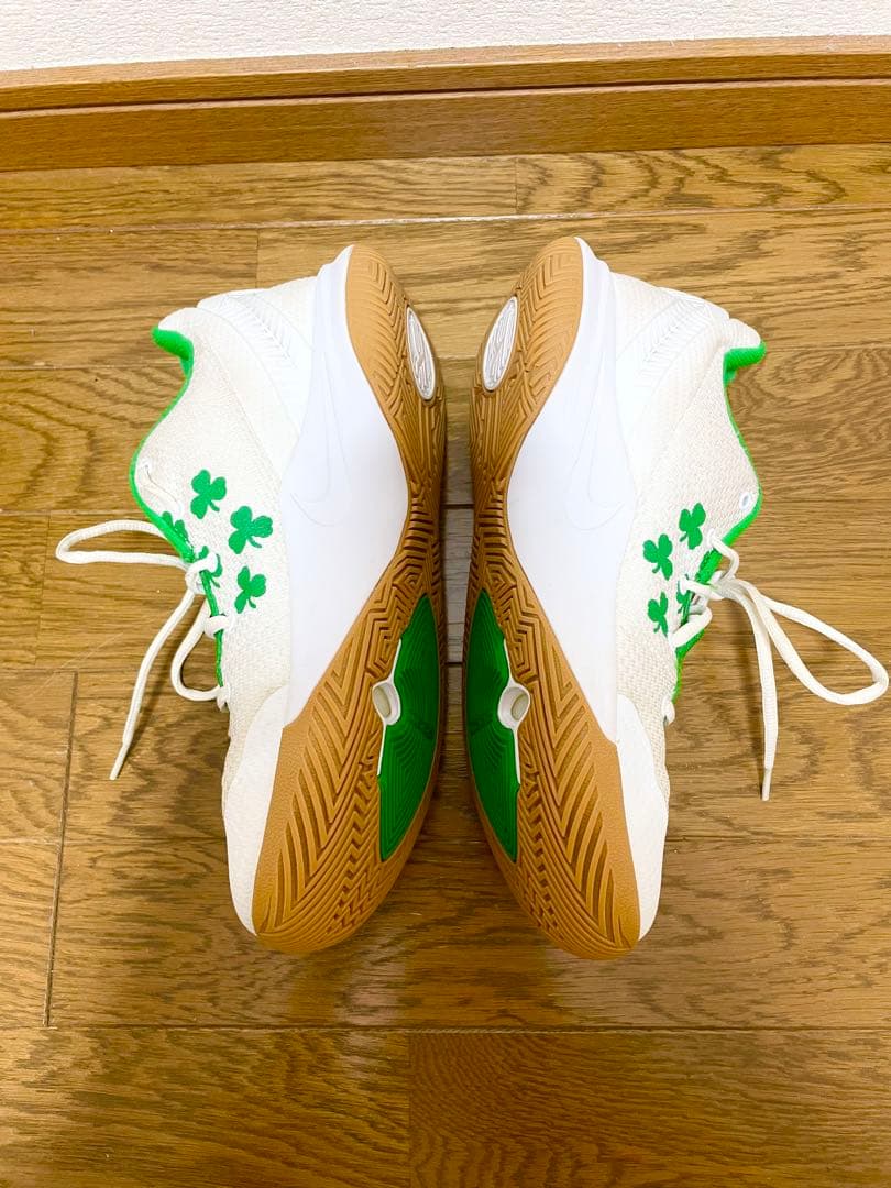 【レア】NIKE KYRIE ナイキ カイリー フライトラップセルティックス