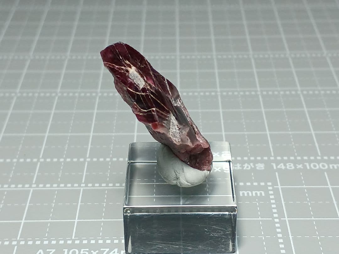 国産鉱物　パイロクスマンガン石　3cm　原石　Pyroxmangite　鉱物標本