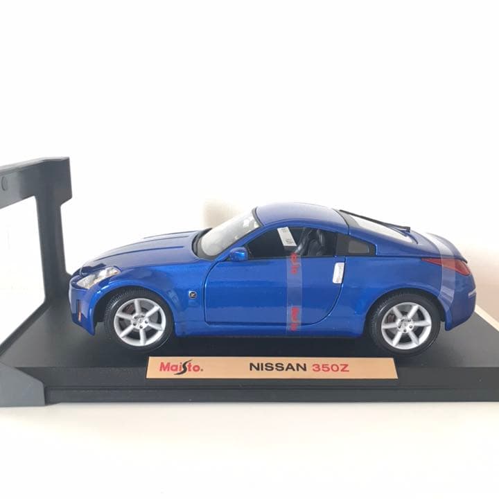 1/18 MAISTO ダイキャスト　NISSAN 350Z フェアレディZ