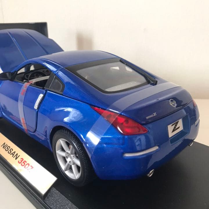1/18 MAISTO ダイキャスト　NISSAN 350Z フェアレディZ