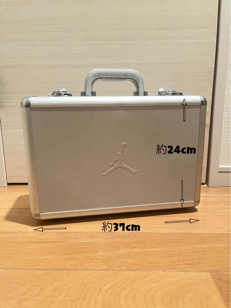 NIKE AIR JORDAN 1 2001年ジェラルミンケースのみ