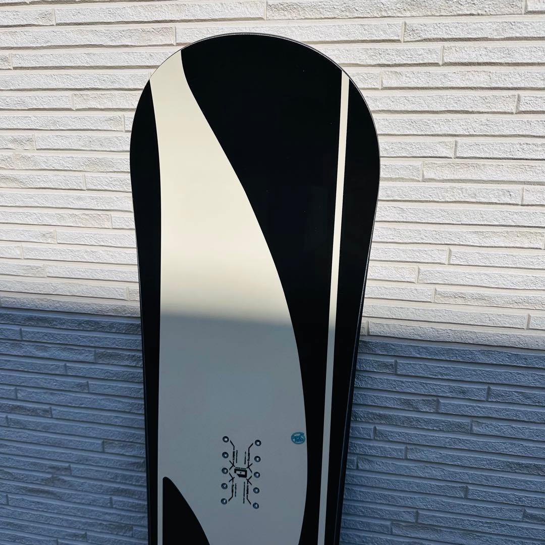 未使用 MW The Trinity 152cm スノーボード 板 キャンバー