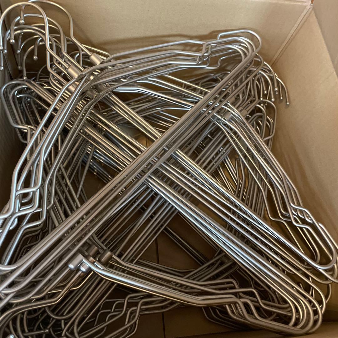 ほぼ新品未使用　シルバー　スチール　ハンガー 70本