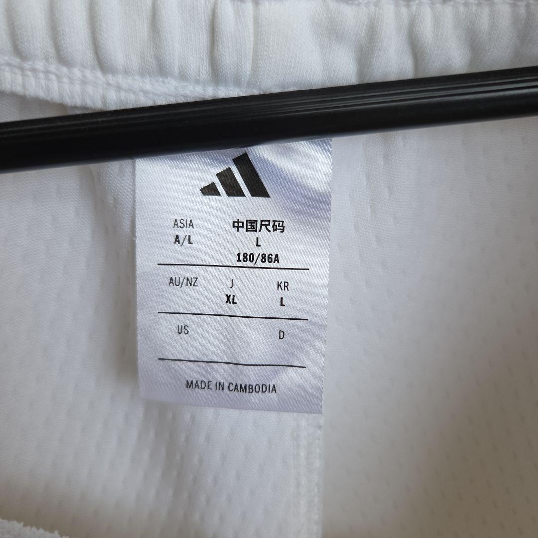 SALE♥️adidas　パーカーセットアップ Lサイズ　ホワイト/ブラック