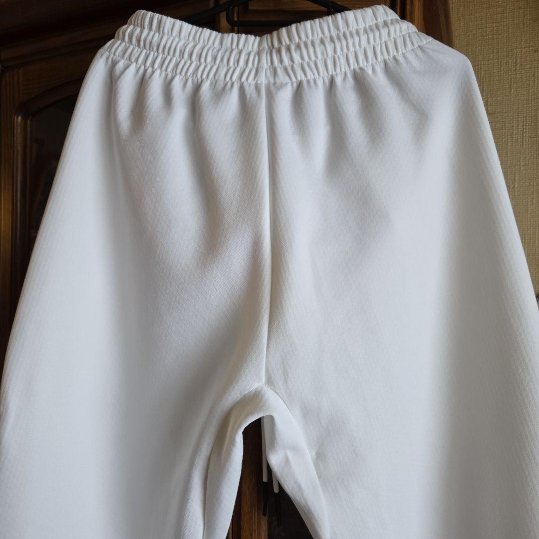 SALE♥️adidas　パーカーセットアップ Lサイズ　ホワイト/ブラック