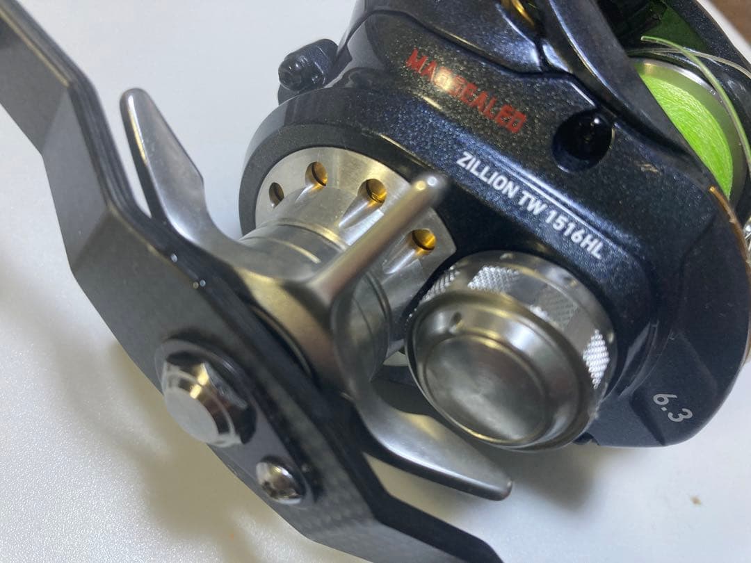 ダイワ　ZILLION TW 1516HL 両軸リール